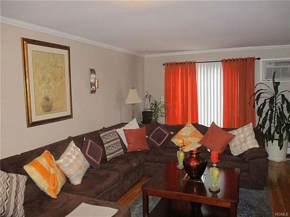 2nd image of 1 Darian Ct APT 2B