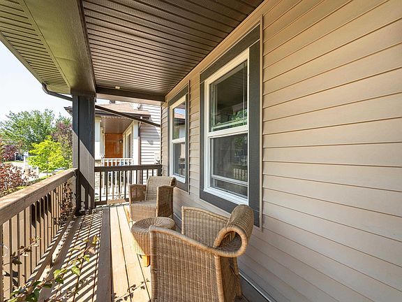 4th image of 2338 Glenridding Blvd SW