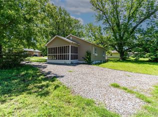 609 E Tejon Ave, Bristow, OK 74010