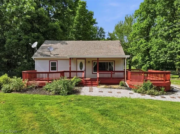 1403 Carson Rd, Ashtabula, OH 44004