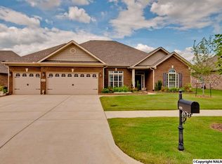 4505 Blairmont Dr SE, Owens Cross Roads, AL 35763