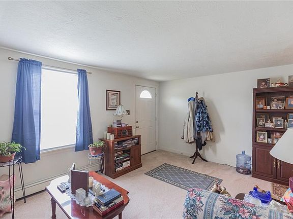 4th image of 2417 Alycia Ave
