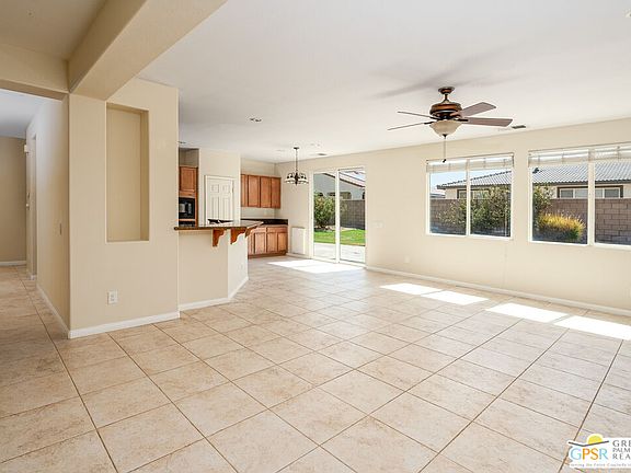 3rd image of 40286 Padova Dr