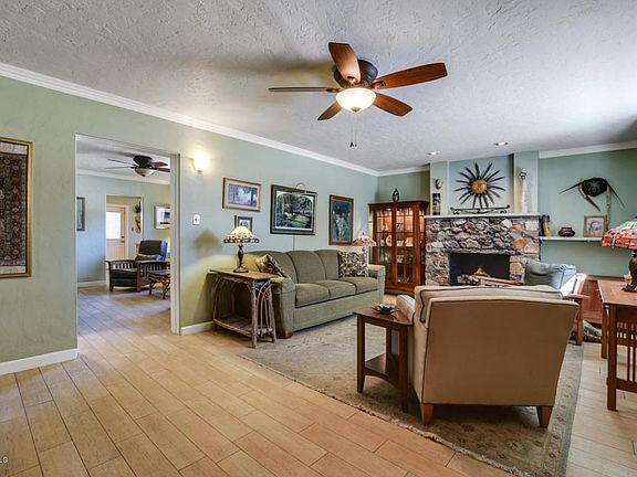 4510-North-9th-Street-14