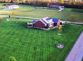 181 Shoreland Dr, Campbellsville, KY 42718