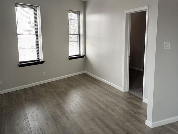 3rd image of 6502 Grand Ave Floor 3
