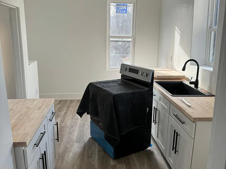 1218 Ann St — Photo 10