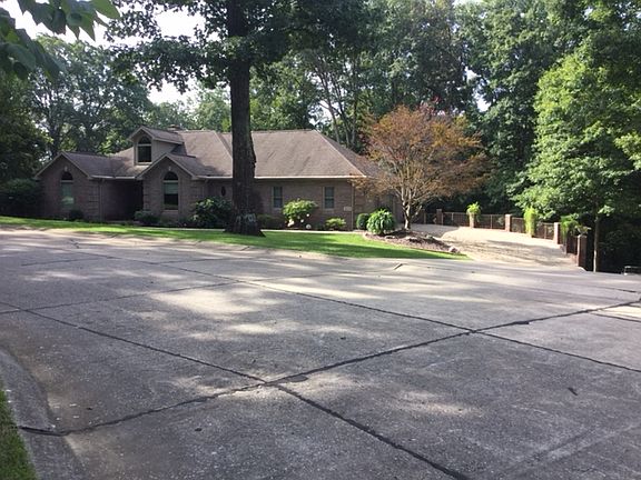 4th image of 3021 Oakshire Ln