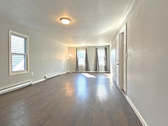 2nd image of 774 2nd Ave #2