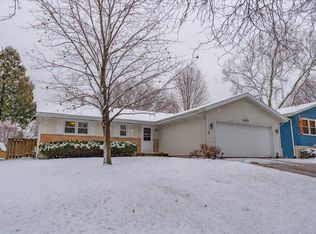 4517 White Aspen Rd, Madison, WI 53704