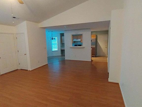 2nd image of 1212 Lacewood Ct