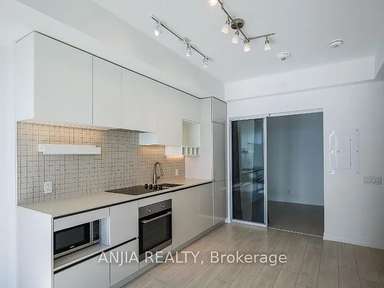 898 Portage Pkwy #2206 — Photo 7