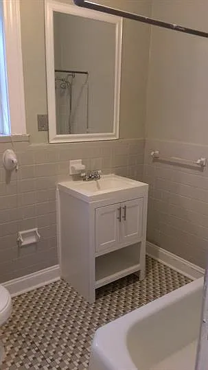 6007 Waterman Blvd — Photo 13