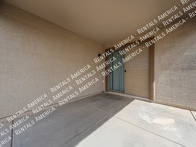 29120 N Yellow Bee Dr — Photo 36
