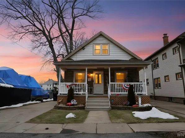 8726 Point Ave, Niagara Falls, NY 14304