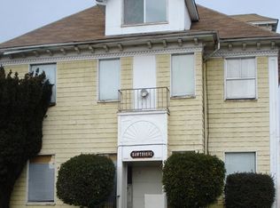 619 E Main St APT 4, Medford, OR 97504