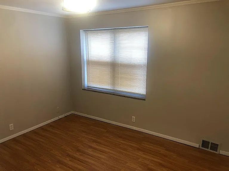 1st image of 7224 Amherst Ave #7226