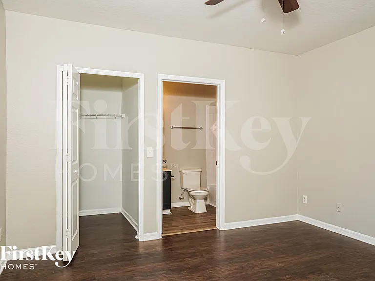 4743 Luther Ave — Photo 11