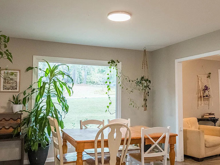 210 Elliott Ct — Photo 15