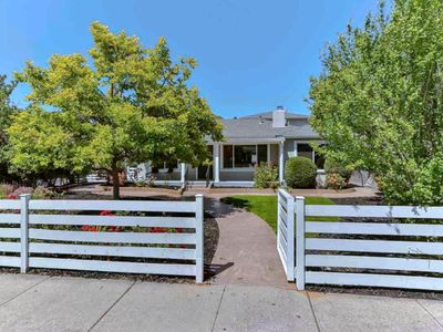 3335 Spring St, Redwood City, CA, 94063