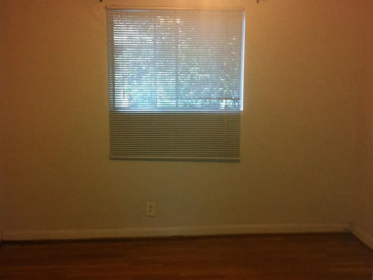 770 Myrtle St NE #11 — Photo 7
