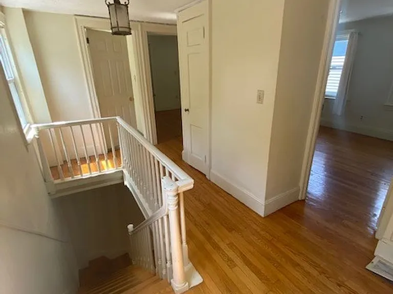 378 Crown St — Photo 20