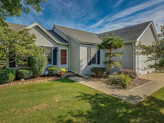 4th image of 2309 Foxfire Dr