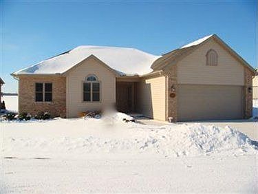 1st image of 155 Stonehaven Dr