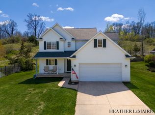 3862 Whirlwind Dr NE, Rockford, MI 49341