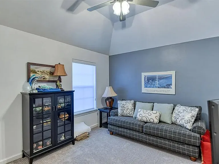 3313 Quidnet Rd — Photo 38