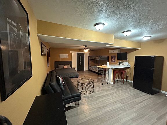2nd image of 455 Moser Ave #8
