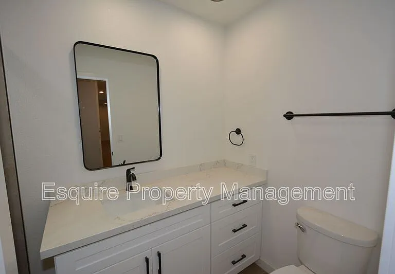 3551 W Hemlock St — Photo 15