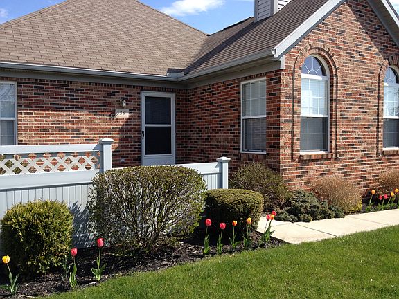 4th image of 38 Foxgate Cir E