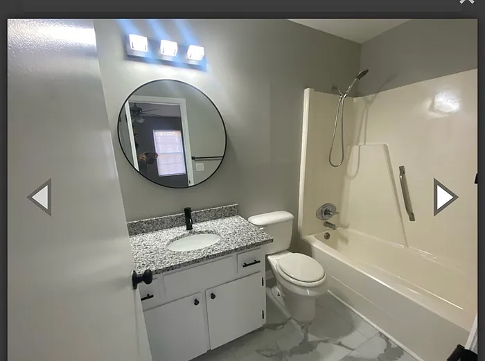 940 Glenn St #702 — Photo 17