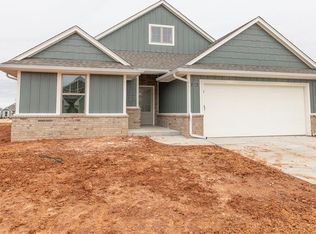 2305 NW 170th St, Edmond, OK 73012
