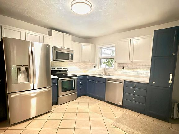 4th image of 194 Dunroven Dr