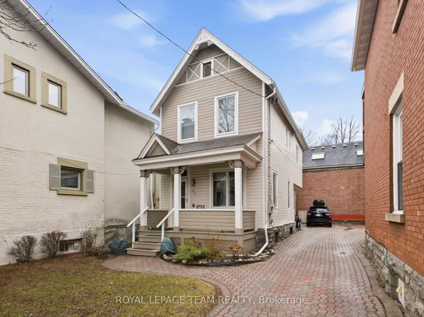 92 3rd Ave, Ottawa, ON K1S 2J8