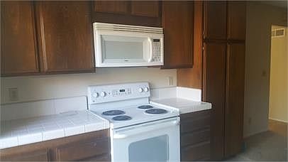 4th image of 6662 Tradition Ct