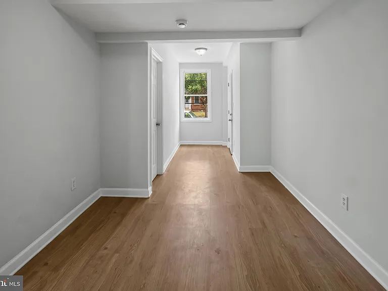 182 36th St NE #2 — Photo 12