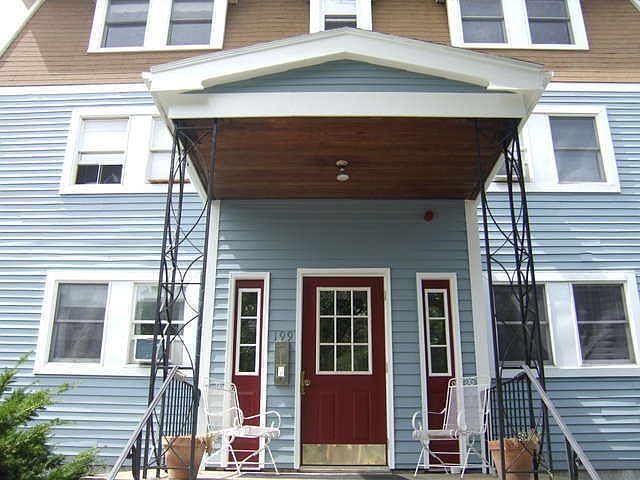 1st image of 199 Prospect St APT 2
