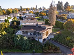 5578 Oakglen Dr, Burnaby, BC V5H3M5