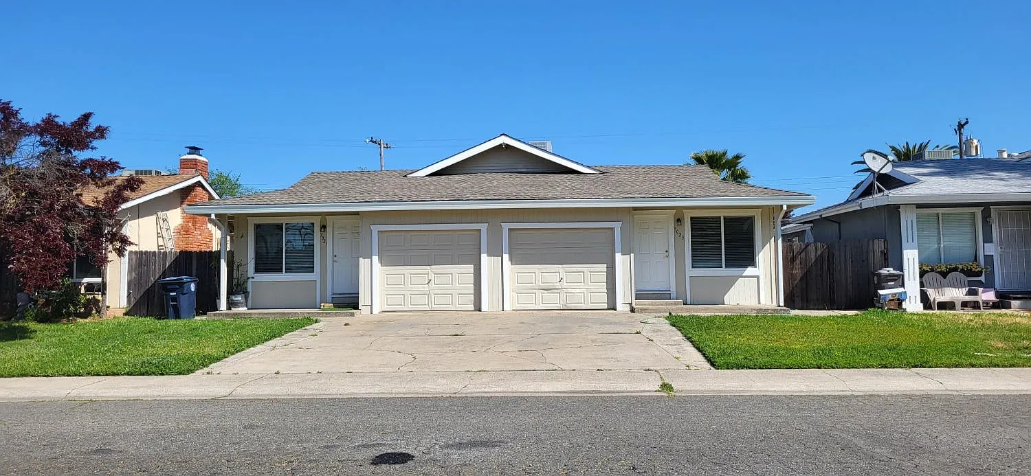 7021 Holland Ave photo 1