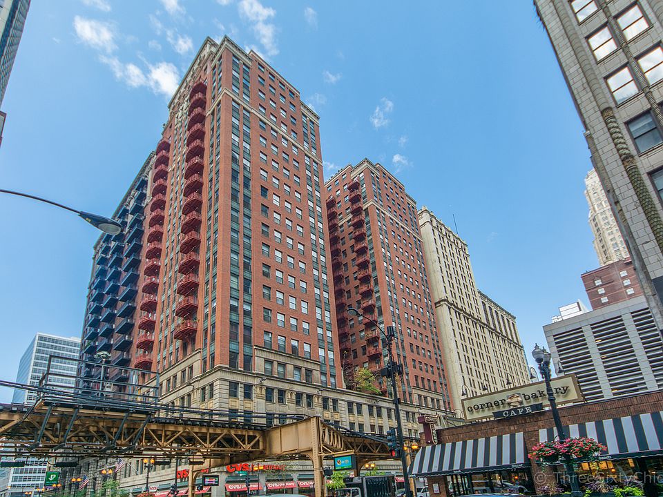 1st image of 208 W Washington St APT 912