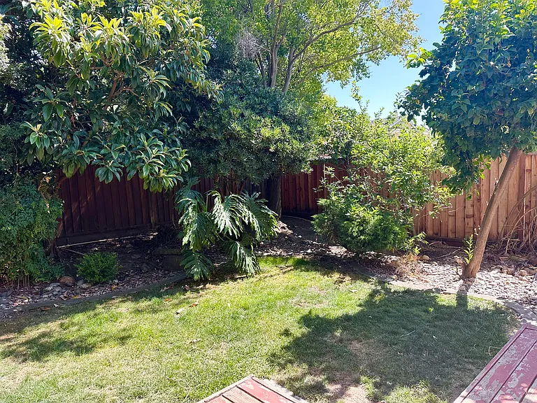 749 Wichitaw Dr — Photo 24
