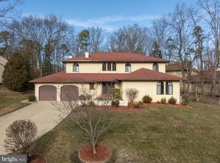 10 Rollingwood Dr, Voorhees, NJ 08043