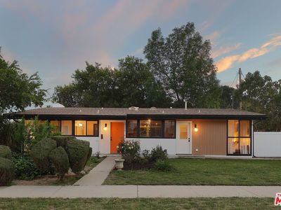 20330 Bryant St, Winnetka, CA, 91306