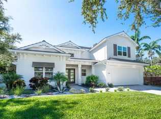 1876 Magnolia St, Sarasota, FL 34239