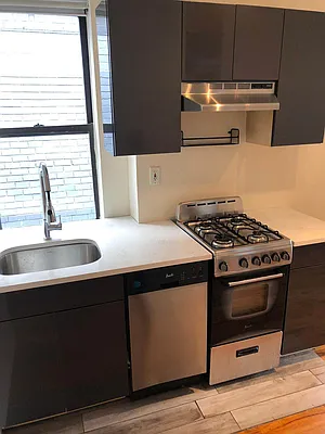 Rented by Best Apartments North Inc | media 69