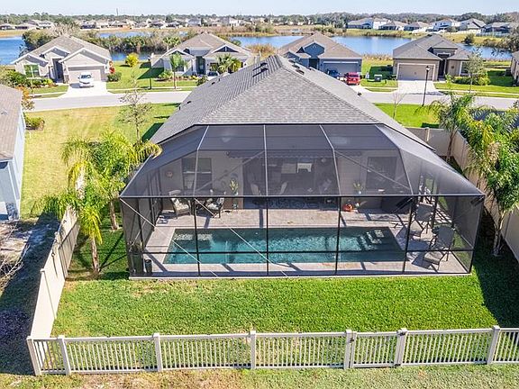 3rd image of 13267 Newport Shores Dr