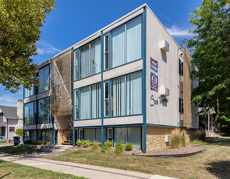404 N Thayer St #404-4